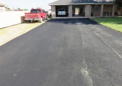 New Asphalt Driveway Paving